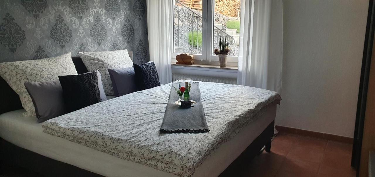 Ferienwohnung Maarburg Ulmen Εξωτερικό φωτογραφία